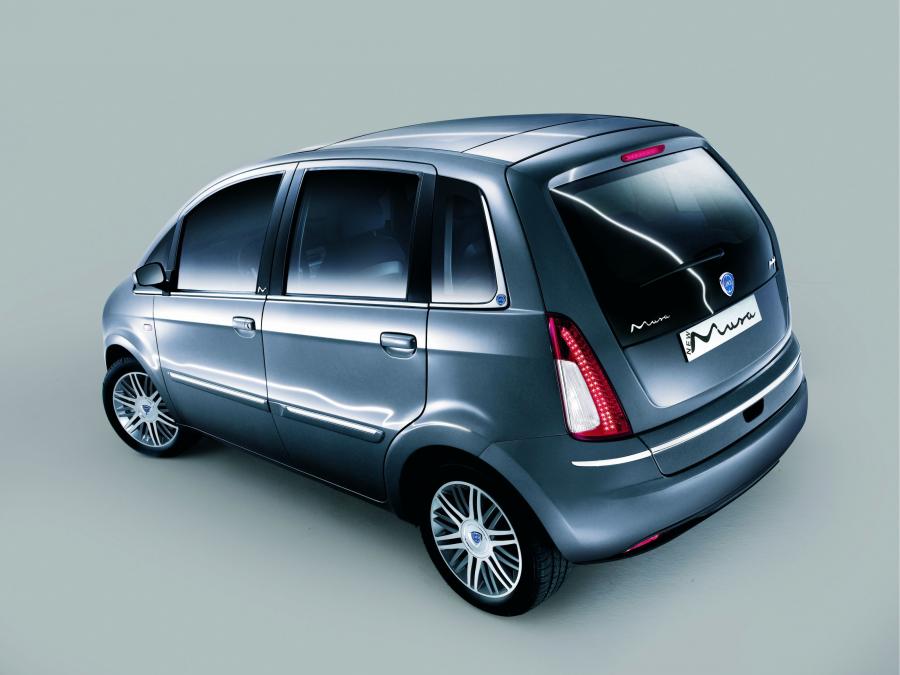  Lancia Musa 2007 года  (фото 54 из 86)
